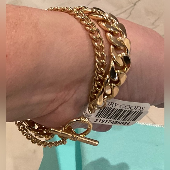 Dry Goods Gold tone Chain bracelet NWT - Picture 5 of 5